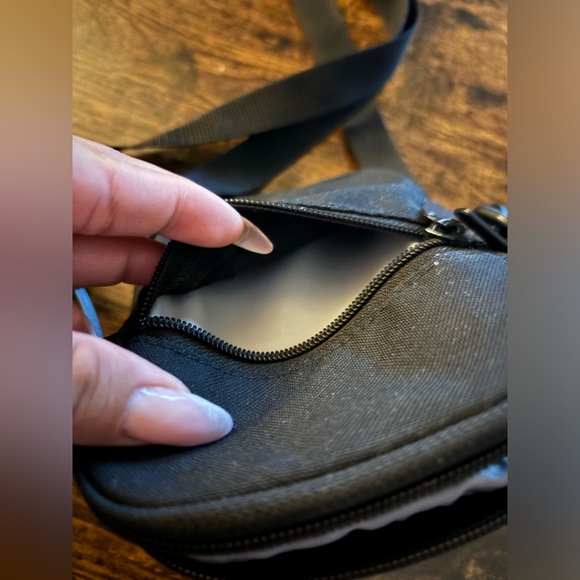 ADIDAS Festival Mini Bag - Picture 4 of 4